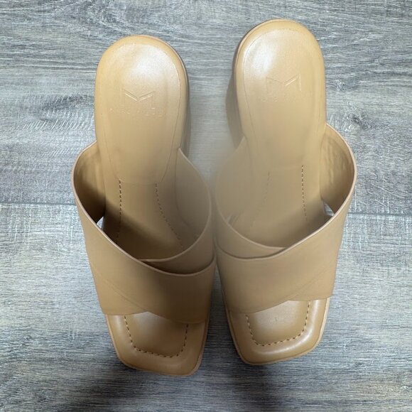 Marc Fisher LTD Barli Tan Leather Slide Heel Shoes Women's Size 7.5 - Picture 2 of 6